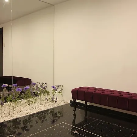 Aparthotel & By Lisbona