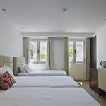 & By Aparthotel Lisbona
