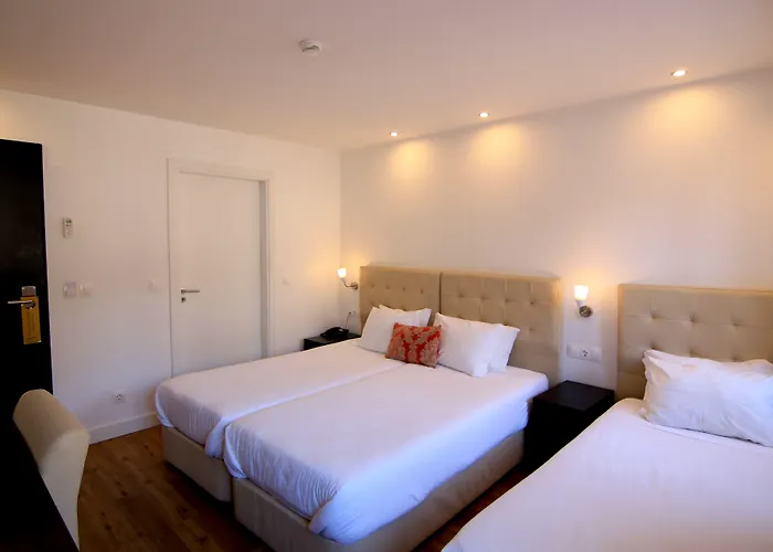 Hotel apartamentowy & By 3*