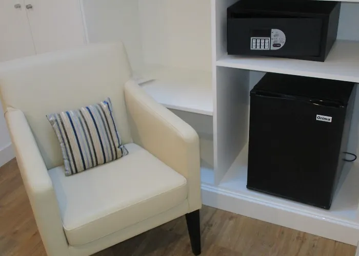 Hotel apartamentowy & By 3*